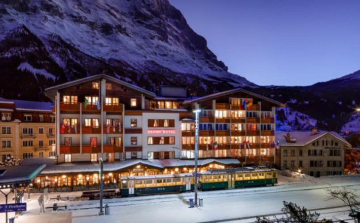 Derby Swiss Quality Hotel, Grindelwald, External Night